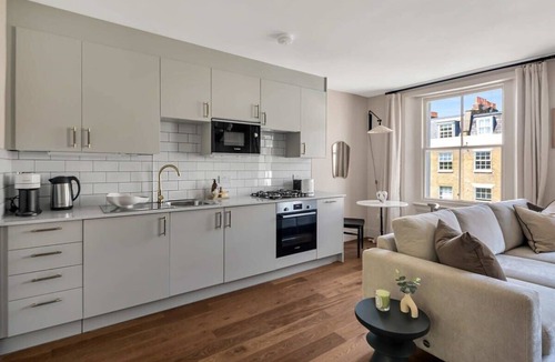 Abbey Road Apartment | Chic & Calm St John’s Wood Home