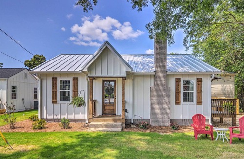 Carrollton Cottage | Chic Carrollton Cottage w/ Updated Interior!