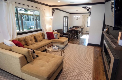 Harris Other | Chic Catskills Farmhouse