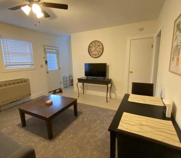 Hurleyville Apartment | Chic Catskills Getaway Bungalow