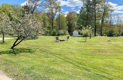 Hurleyville Apartment | Chic Catskills Getaway Bungalow