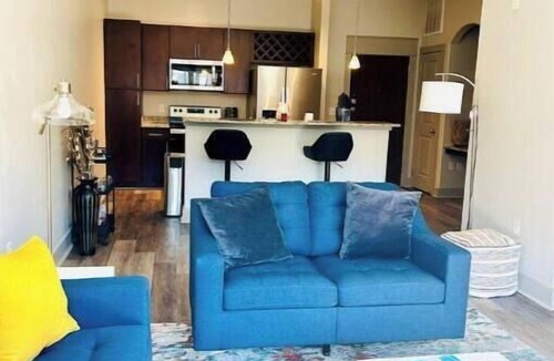 Canton Apartment | Chic & Central 1BR Ideal for Work & Leisure Stay