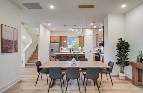 OST - South Union House | Chic & Central 3BD Townhouse, Mins to DT & Midtown