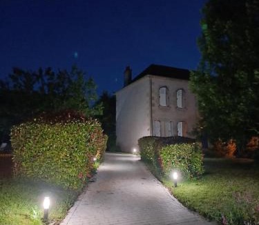 Saint-Genes-du-Retz Bed & Breakfast | Chic & charme au Presbytère