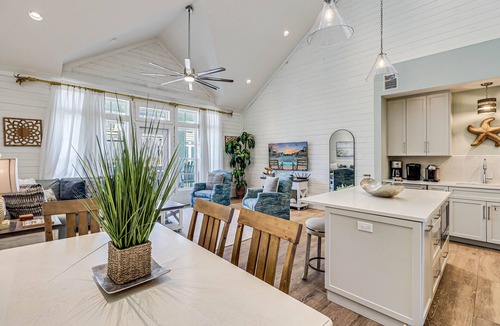 Cinnamon Shore House | Chic, Coastal Penthouse@Cinnamon Shore near Eateries, Pool & Town Center!