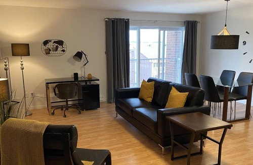 Magog Apartment | Chic & comfortable 2- In the heart of Magog