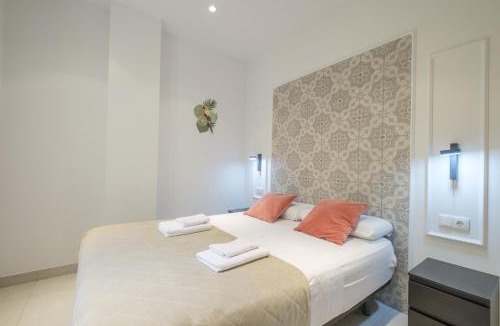 La Petxina Apartment | Chic & Comfortable Apartment, Private Terrace