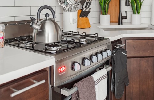 Chicago Apartment | Chic|Comfy|Renovated1Bd1Ba Perfect for Couples