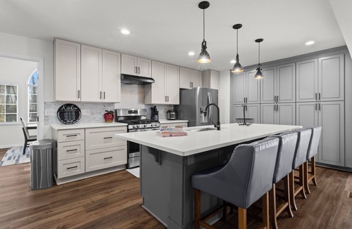 Marietta House | Chic & Comfy Stay Close to Everything
