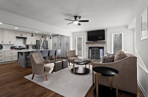 Marietta House | Chic & Comfy Stay Close to Everything