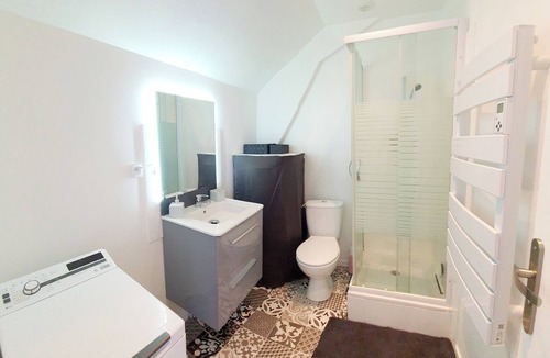 Vierzon Apartment | *_* Chic & Contemporary *_*