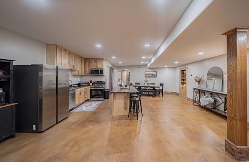 Moreland Apartment | Chic Country Basement