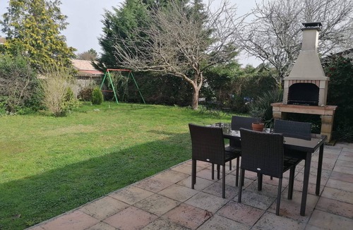 Biganos House | Chic country house