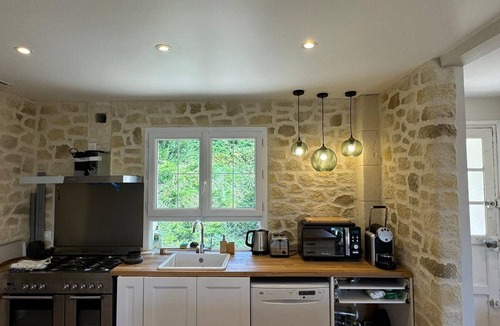 Treuzy-Levelay House | Chic country villa for 15 people with jacuzzi & reception room 1 hour from Paris