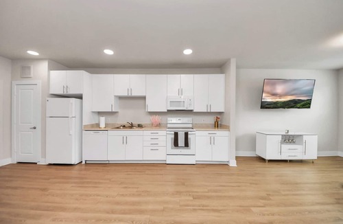 Central Southwest Apartment | Chic & Cozy 1BD near Med Center, Houston
