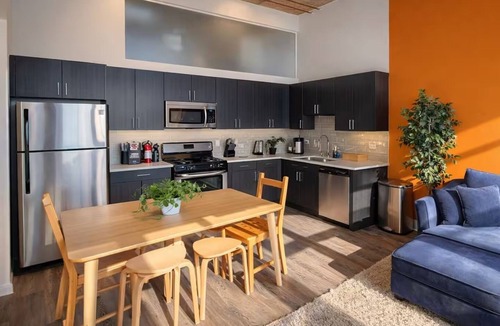 Prairie District Hotel | Chic Cozy 2BR near McCormick + Museum Campus