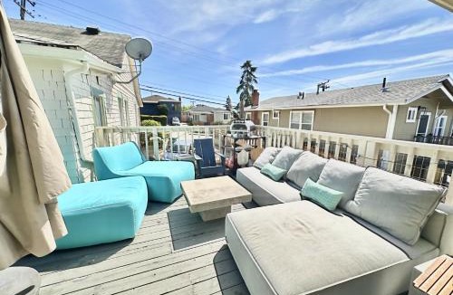 Oakmore Apartment | Chic & Cozy Oakland Getaway!