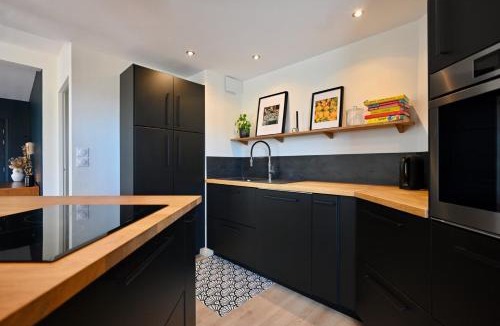 Boutonnet Apartment | Chic Design - Family-Friendly