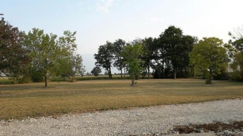 Villemort House | Chic, disconnected countryside