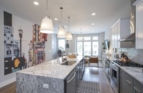 Hadley - Washington House | Chic Double Rooftop Home with Downtown Skyline Views