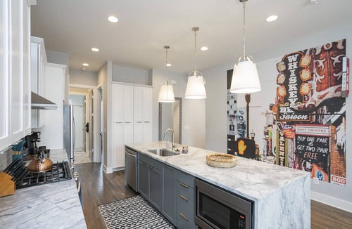 Hadley - Washington House | Chic Double Rooftop Home with Downtown Skyline Views