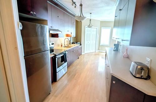 Campbellton Condo | Chic Downtown Campbellton Stay + Kitchen