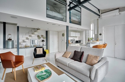 Bonne-Nouvelle Apartment | Chic duplex loft in the heart of Paris Montorgueil