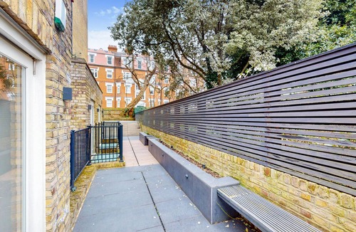 Munster Apartment | Chic & Elegant 4Bed APT-10Min Walk To River Thames