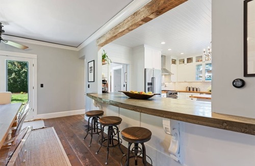 Wilsonville House | Chic Farmhouse + Creative Studio