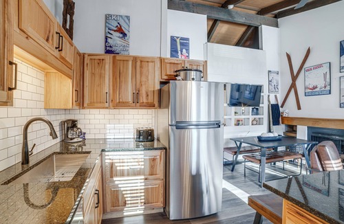 Blodgett Mills Apartment | Chic Greek Peak Ski Resort Townhome w/Balconies!