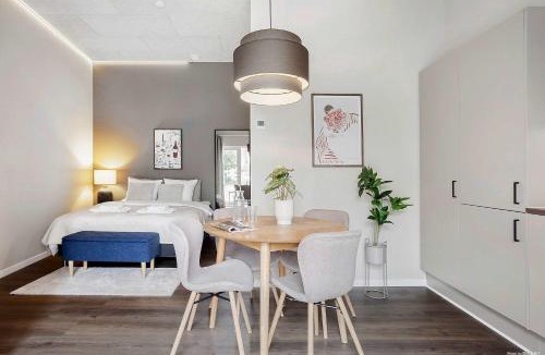 Vesterbro Apartment | Chic Ground-Floor Studio in Midtown