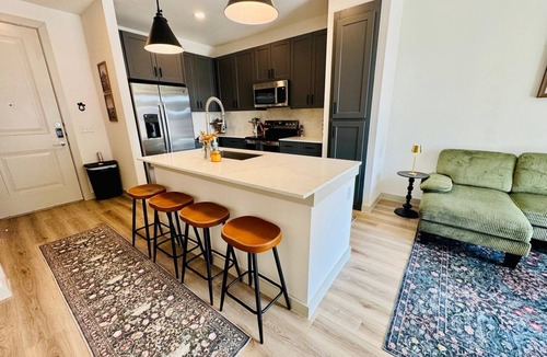 San Marcos Apartment | Chic Ground Level 1BR 1BA | Luxe Living