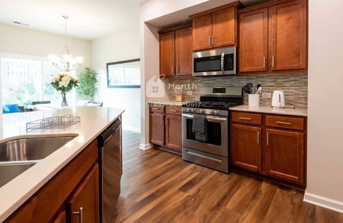Durham House | Chic Home on Homecoming Way