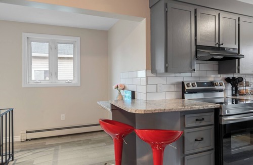 Dieppe House | Chic House w/King Bed, Walk To Dining & Starbucks