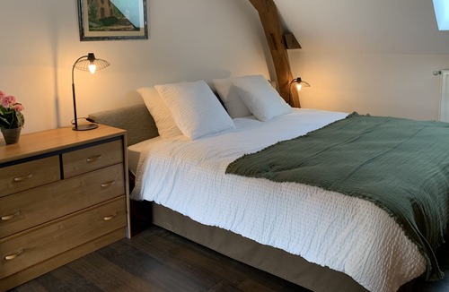 Rosey House | Chic house with swimming pool for family reunion or friends in southern Burgundy
