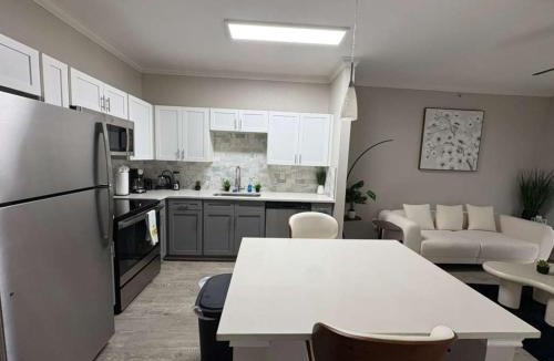 Egypt Apartment | Chic Magnolia 1BR Lake Conroe & Nature Trails