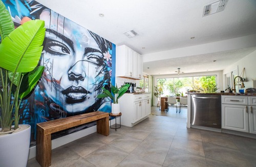 Edgewood House | Chic MangoTree villa/Heated Pool
