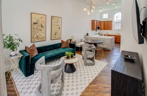 Riverside Terrace House | Chic Med Center Condo with Secure Parking