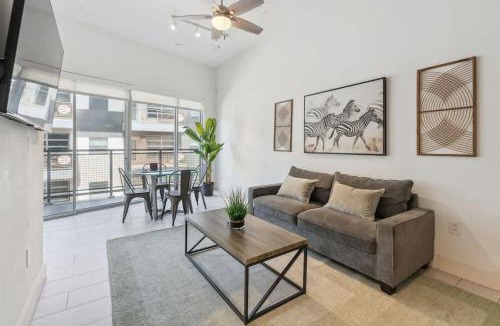 Cedars House | Chic Modern Loft Prime Location No 302