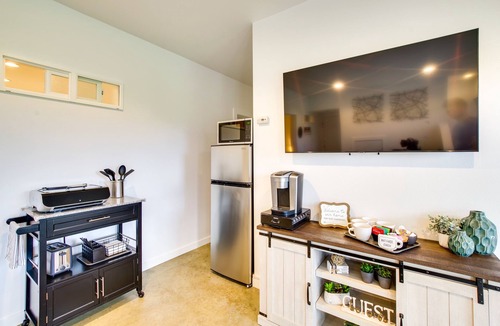 Everett House | Chic & Modern Snohomish Hideaway on a Working Farm