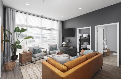 Maxwell Apartment | Chic Nashville 4 Bedroom, 7 Beds - Walk to Restaurants