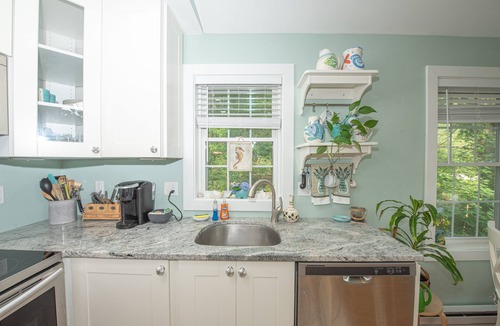 Saunderstown Cottage | Chic Nautical Cottage with Shared Beach Access