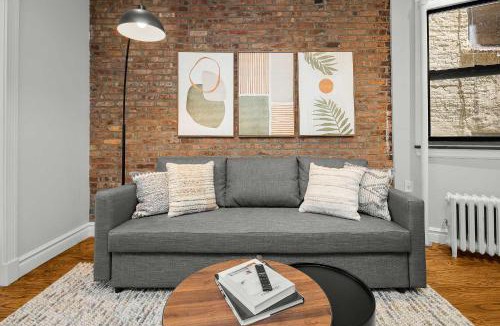 Ukrainian Village Apartment | Chic NYC Escape in Vibrant Downtown