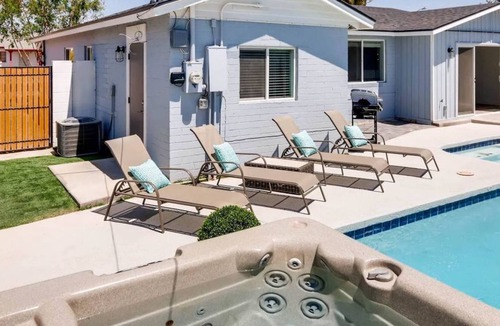 Cavalier Vista House | CHIC OUTDOOR LIVING: SPA + FIRE PIT + MORE
