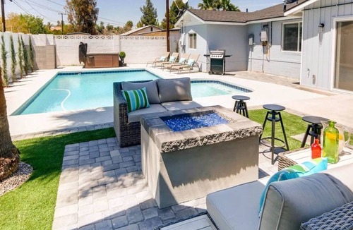 Cavalier Vista House | CHIC OUTDOOR LIVING: SPA + FIRE PIT + MORE