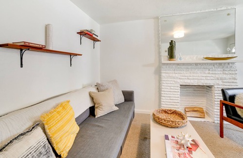 Millvale House | Chic Pittsburgh Townhome w/ Private Deck!