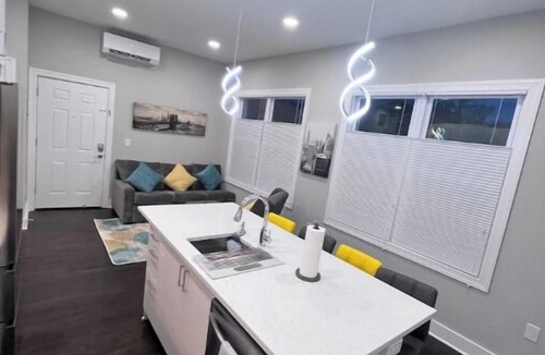 Livingston Apartment | Chic, quiet and comfy apartment.