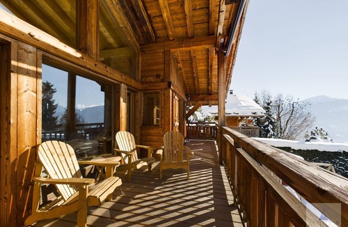 Randogne Ski Chalet | Chic, quiet and luxurious 5-bedroom chalet - perfect for families