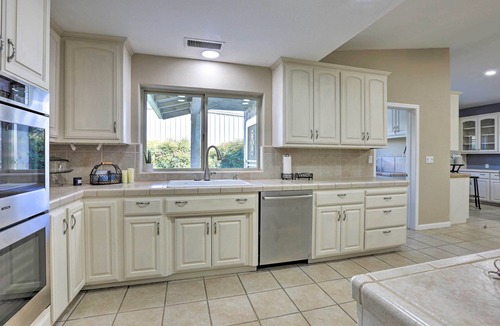 Winters House | Chic Ranch-Style Home on 33-Acre Walnut Ranch