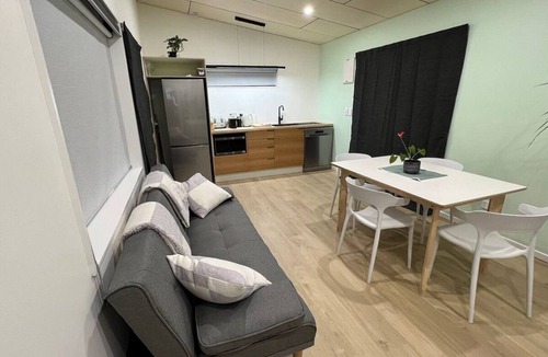 Lake Hayes Apartment | Chic & Relaxing Queenstown Stay